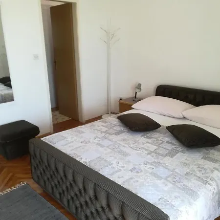 Apartman Leo