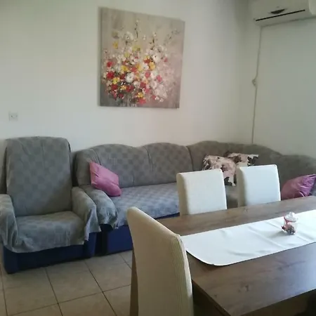 Apartman Apartman Leo